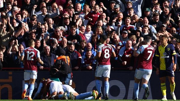 مباراة أستون فيلا