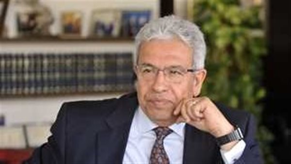 الدكتور عبدالمنعم