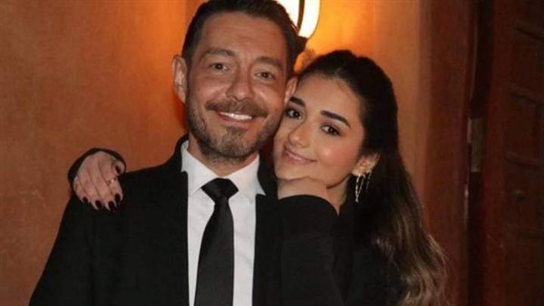 ملك زاهر ووالدها