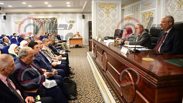 اجتماع لجنة الإدارة