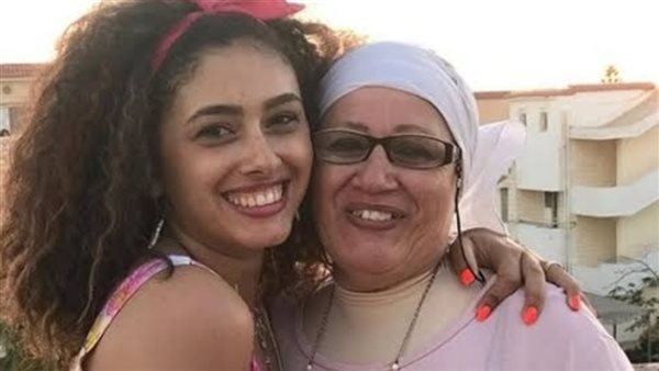 ريم أحمد ووالدتها