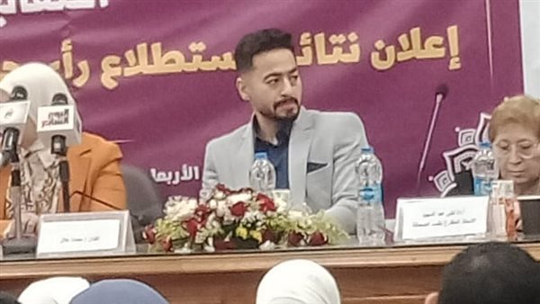 الفنان حمادة هلال