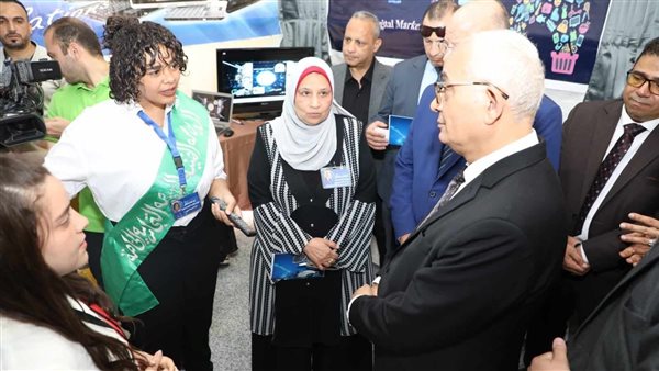 وزير التعليم 