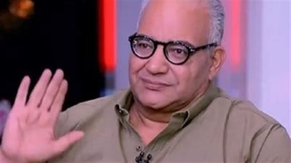 الفنان بيومي فؤاد