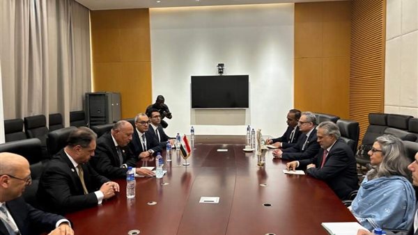 من اجتماع شكري مع