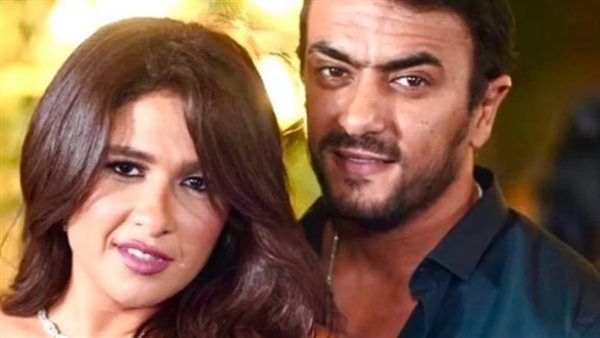 ياسمين عبد العزيز