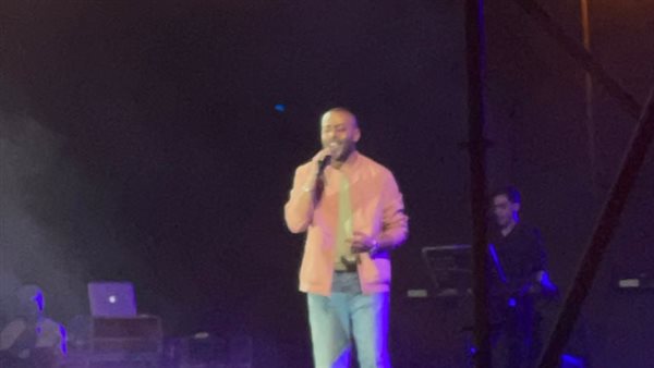 حفل تامر عاشور 