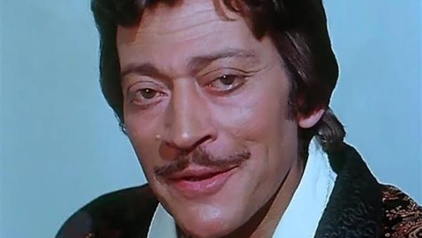 الفنان زين العشماوي