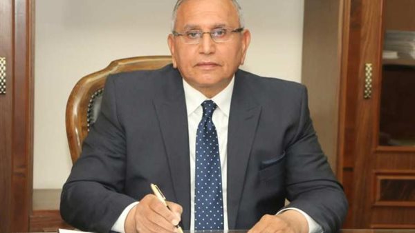  الدكتور عبد السند