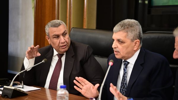 اجتماع لجنة الخطة