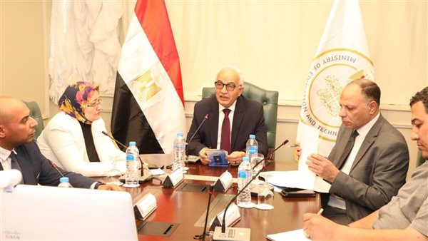 وزير التعليم 