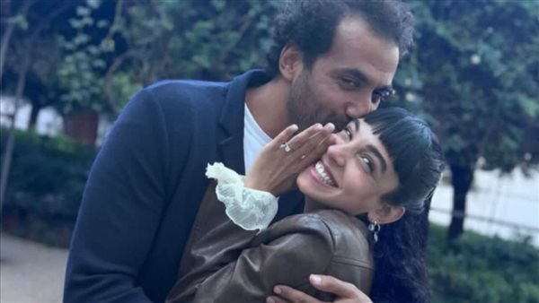 سلمى أبو ضيف وخطيبها