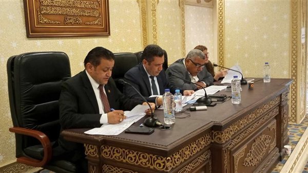 لجنة الصناعة بمجلس