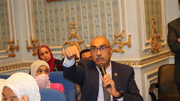 النائب إيهاب منصور