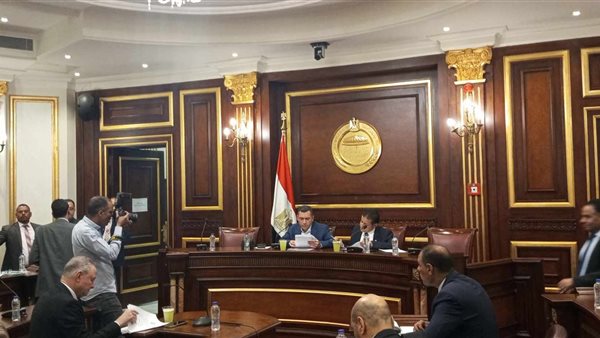 لجنة الصناعة بمجلس