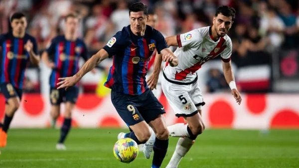 برشلونة ورايو فالكيانو