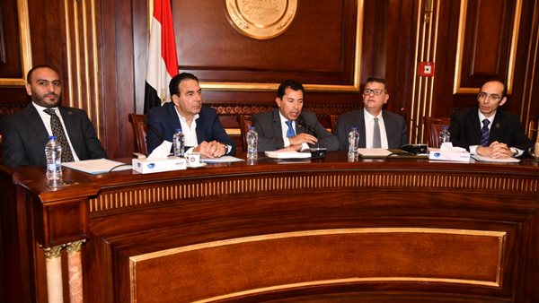 اجتماع لجنة حقوق