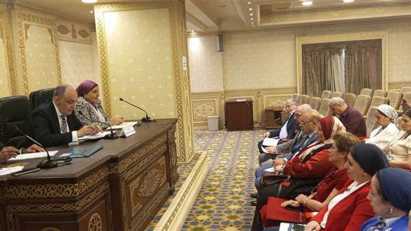 اجتماع لجنة المشروعات