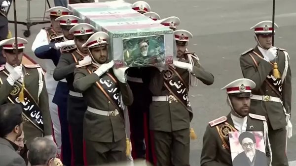 وصول جثامين الرئيس