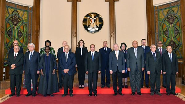 لقاء الرئيس بمجلس