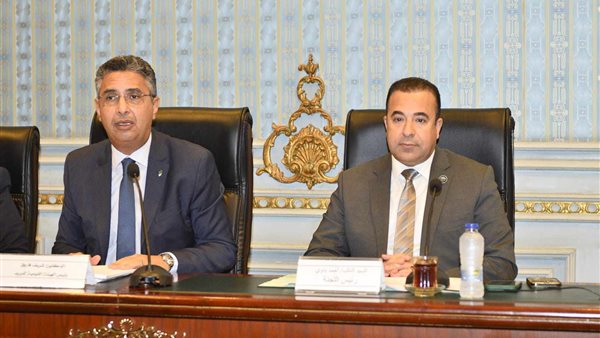 اجتماع لجنة الاتصالات