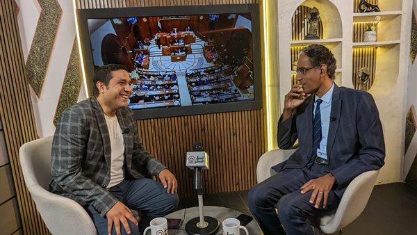 النائب طارق تهامي