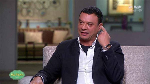 عباس أبو الحسن 