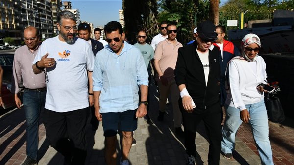 وزير الشباب والرياضة