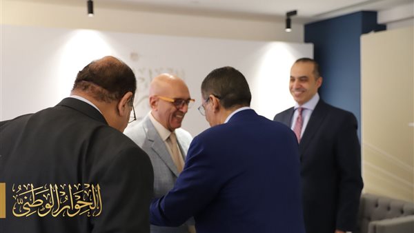  الحوار الوطني