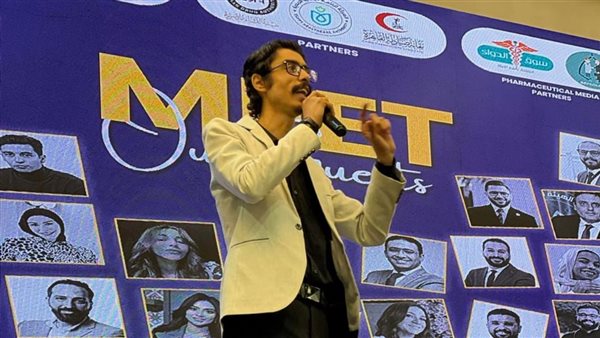 محمد أيمن مدرس السوشيال