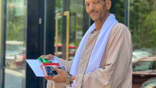 عم ربيع بعد حصوله