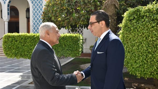 الأمين العام لجامعة