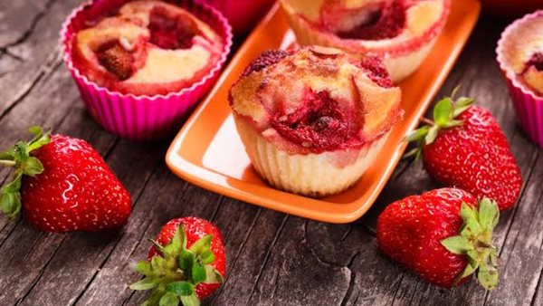 مافن الفراولة بالكريمة