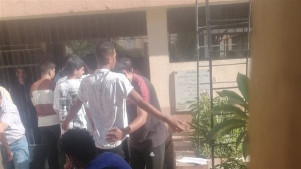 تفتيش طلاب الثانوية