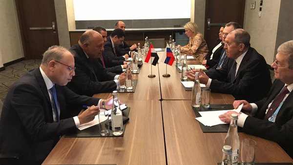 اجتماع بين وزير الخارجية