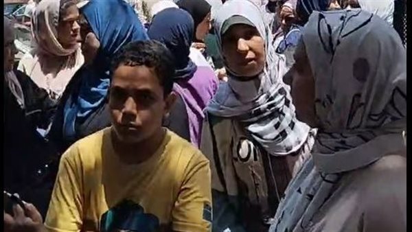 خروج الطلاب من أداء