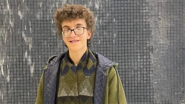 طالب الثانوية العامة