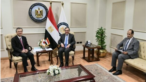 وزير البترول