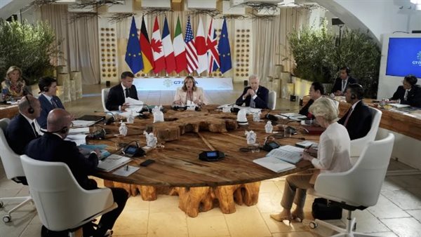 من اجتماع قمة مجموعة