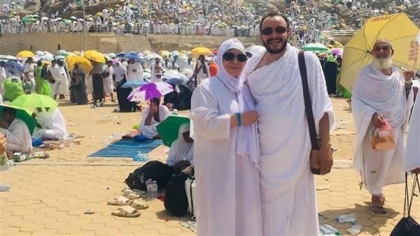 حسام داغر ووالدته