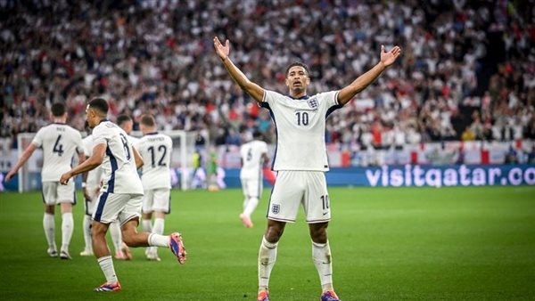 احتفال بلينجهام بهدفه