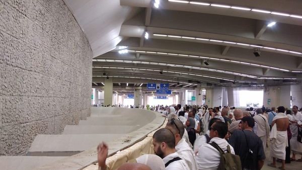 حجاج الجمعيات الأهلية