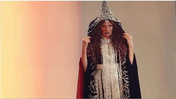 يسرا من مسرحية ملك