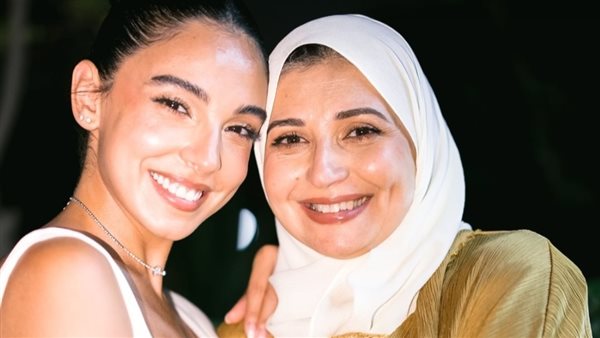 سلمى أبو ضيف ووالدتها