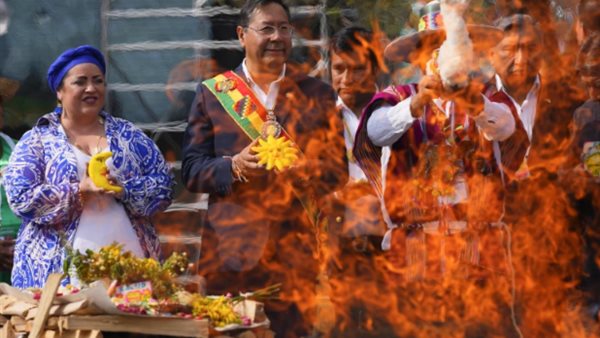 نجا من محاولة للإطاحة