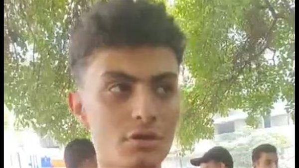 أحد طلاب الثانوية