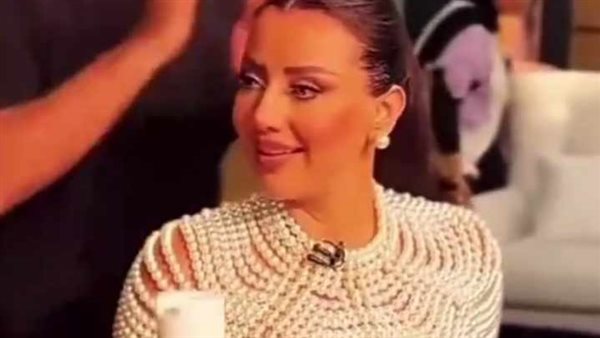 رضوى الشربيني 