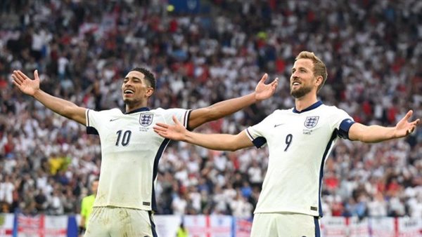 احتفال هاري كين وجود