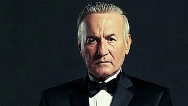 عزت أبو عوف