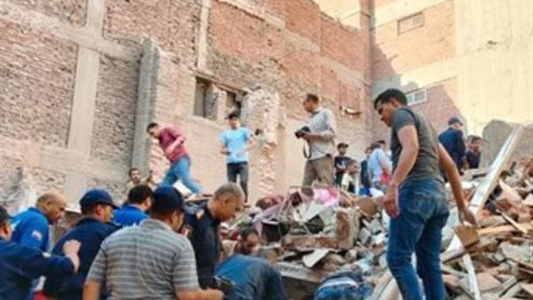 انهيار عقار في أسيوط